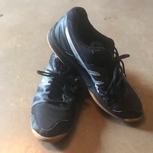 ASCIS women’s volleyball shoes size 8 1/2